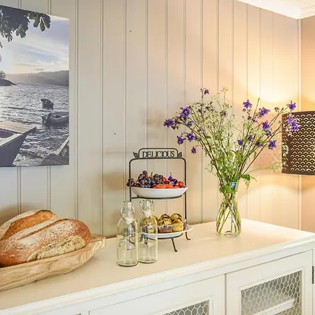 Stunning Apartment In Hebnes With House Sea View